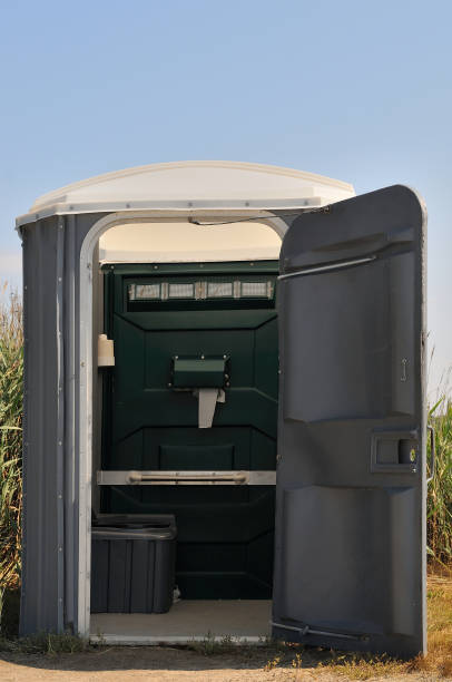 Best Portable toilet rental cost  in Roland, IA